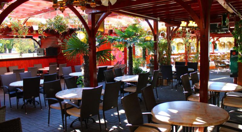 Jarja Hotel 3*