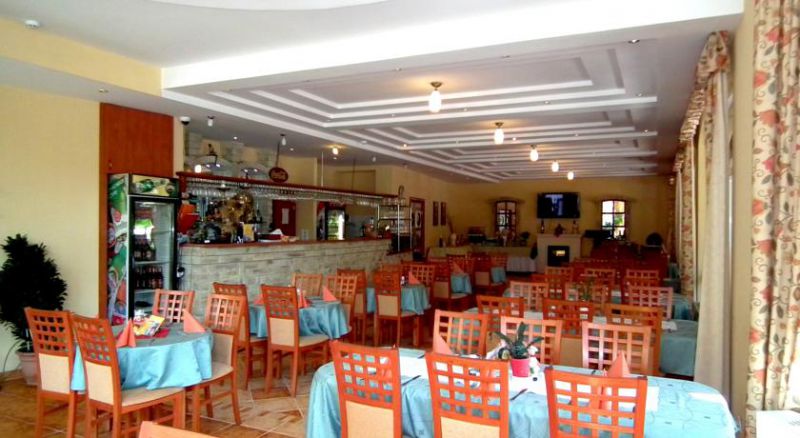 Jarja Hotel 3*