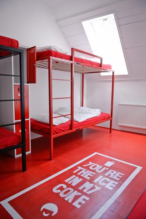 Lol Boutique Hostel City Center 2*