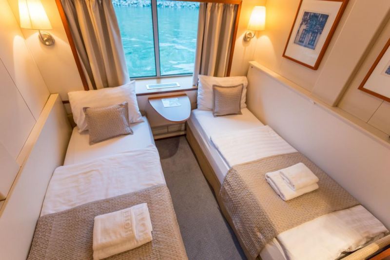 Onriver Hotels - Ms Cezanne 4*
