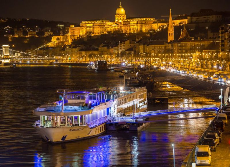 Onriver Hotels - Ms Cezanne 4*