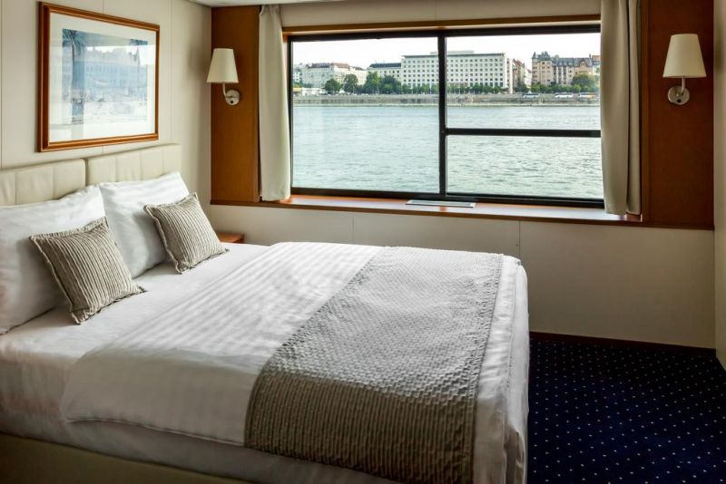 Onriver Hotels - Ms Cezanne 4*