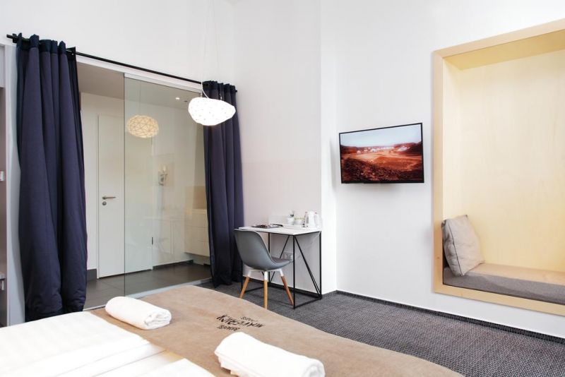 Maverick City Lodge 2*