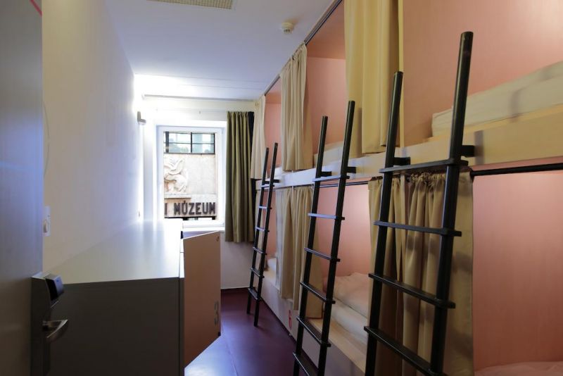 Maverick City Lodge 2*