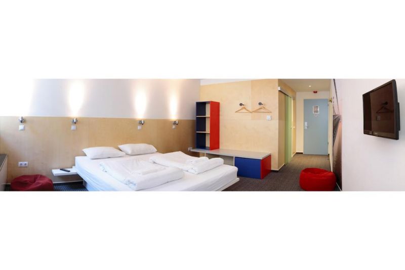 Maverick City Lodge 2*