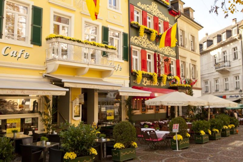 Alte Laterne 3*