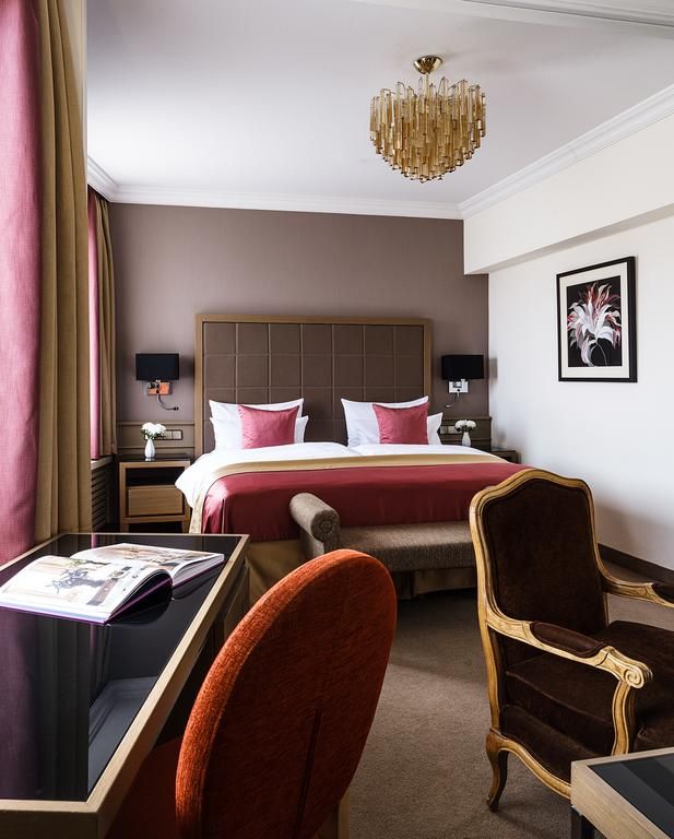 Althoff Hotel Am Schlossgarten 5*