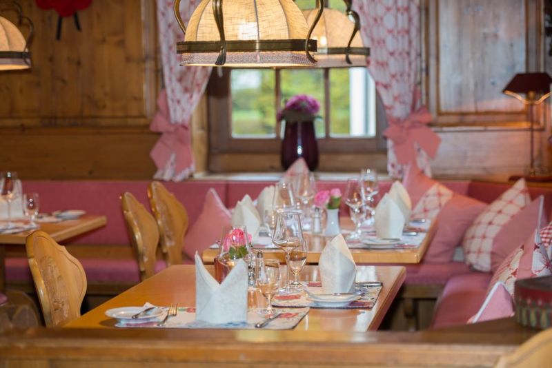 Auerhahn Gasthaus 3*