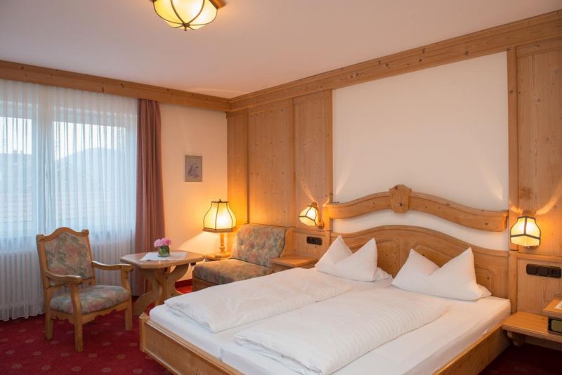 Auerhahn Gasthaus 3*