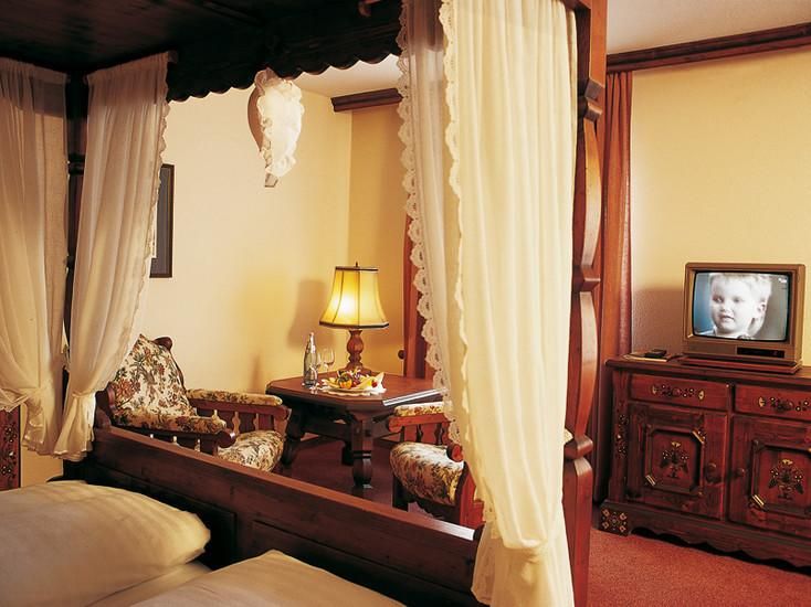 Auerhahn Gasthaus 3*