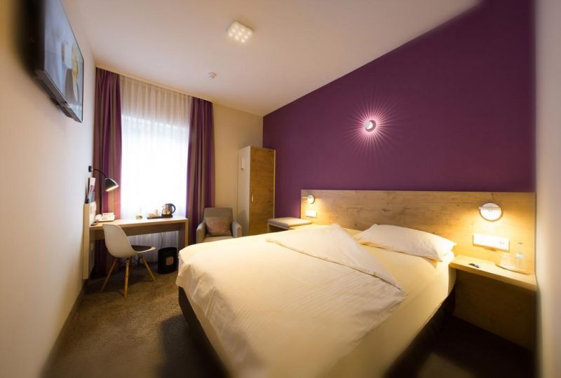 Azenberg Hotel 4*