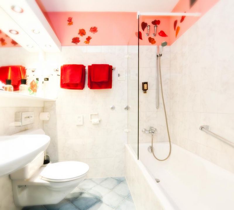 Azenberg Hotel 4*