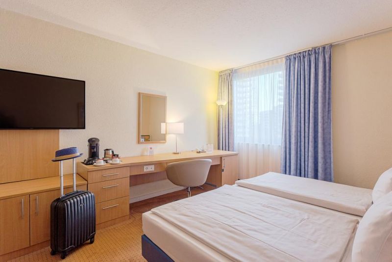 Best Western Macrander Hotel Frankfurt/kaiserlei 4*