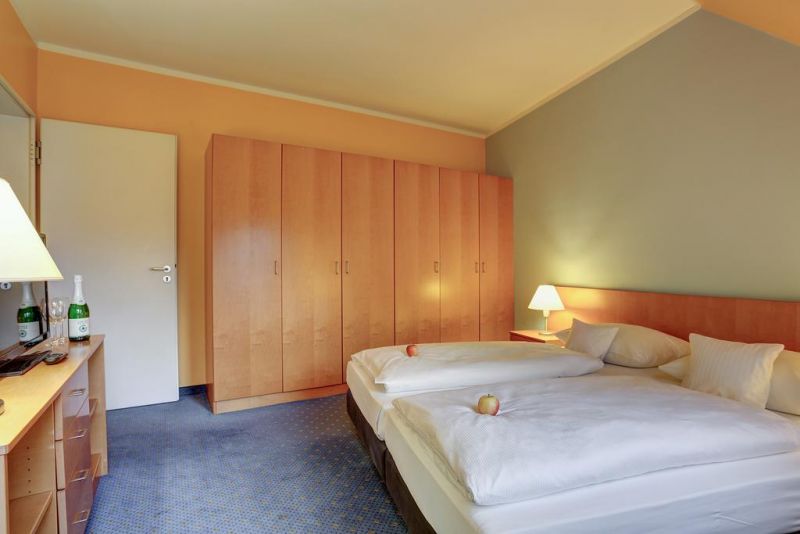Centro Park Hotel Berlin Neukoelln 3*