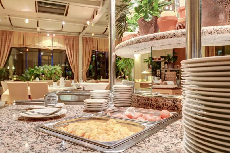 Centro Park Hotel Berlin Neukoelln 3*