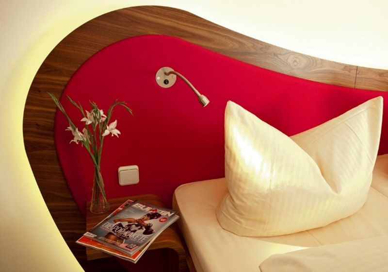 Cocoon Stachus 3*