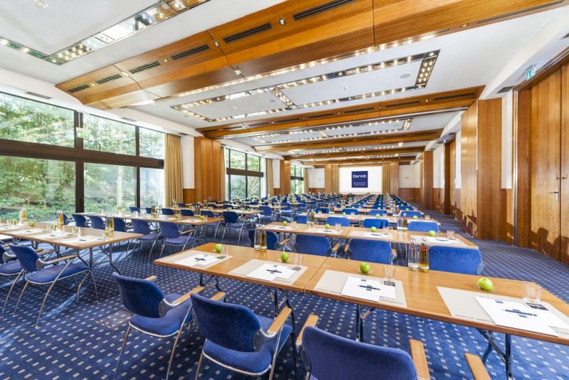 Dorint Main Taunus Zentrum Frankfurt/sulzbach 4*