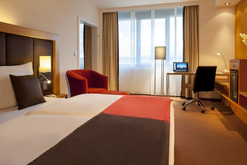 Dorint Main Taunus Zentrum Frankfurt/sulzbach 4*