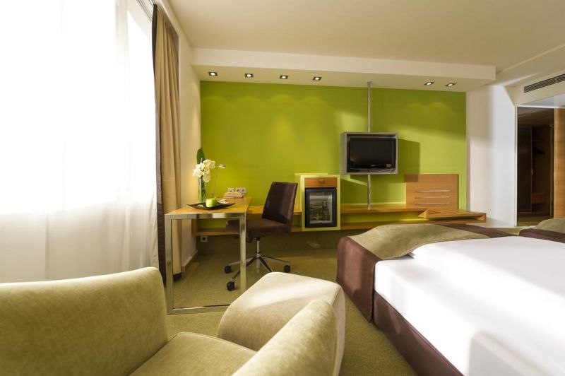 Dorint Main Taunus Zentrum Frankfurt/sulzbach 4*
