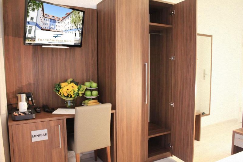 Frankair Star Hotel Frankfurt Airport 3*