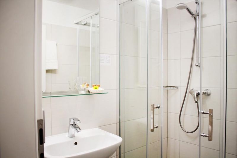 Frankair Star Hotel Frankfurt Airport 3*
