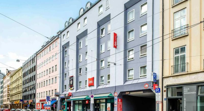 Ibis Muenchen City 2*