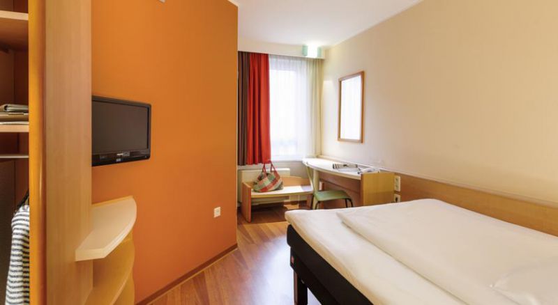 Ibis Muenchen City 2*