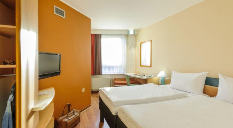 Ibis Muenchen City 2*