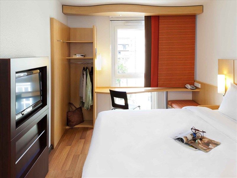 Ibis Munich City South 2*