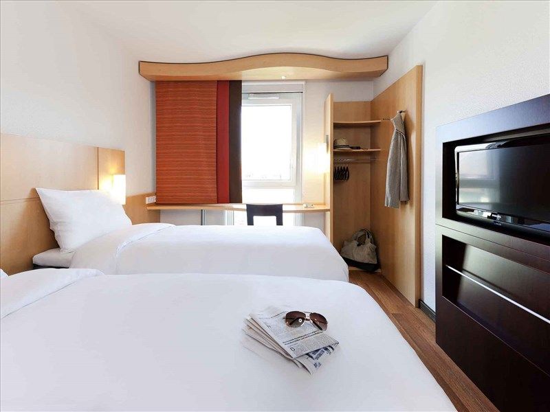 Ibis Munich City South 2*