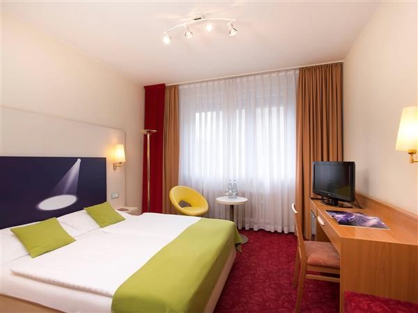 Ibis Styles Berlin An Der Oper 3*