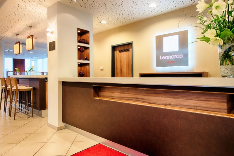 Leonardo Hotel Dresden Altstadt 3*