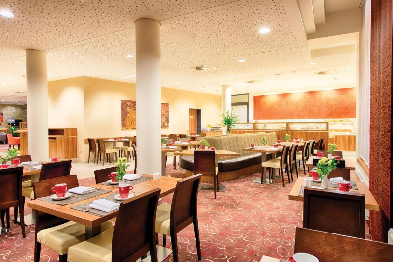 Leonardo Hotel Dresden Altstadt 3*