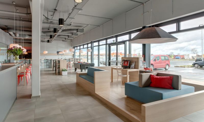 Meininger Hotel Berlin Airport 3*