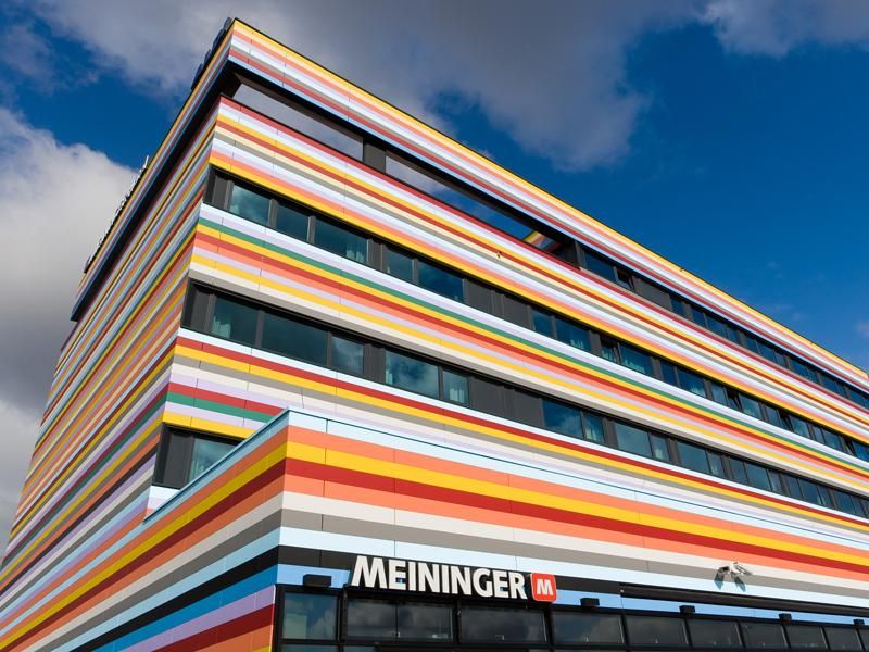 Meininger Hotel Berlin Airport 3*