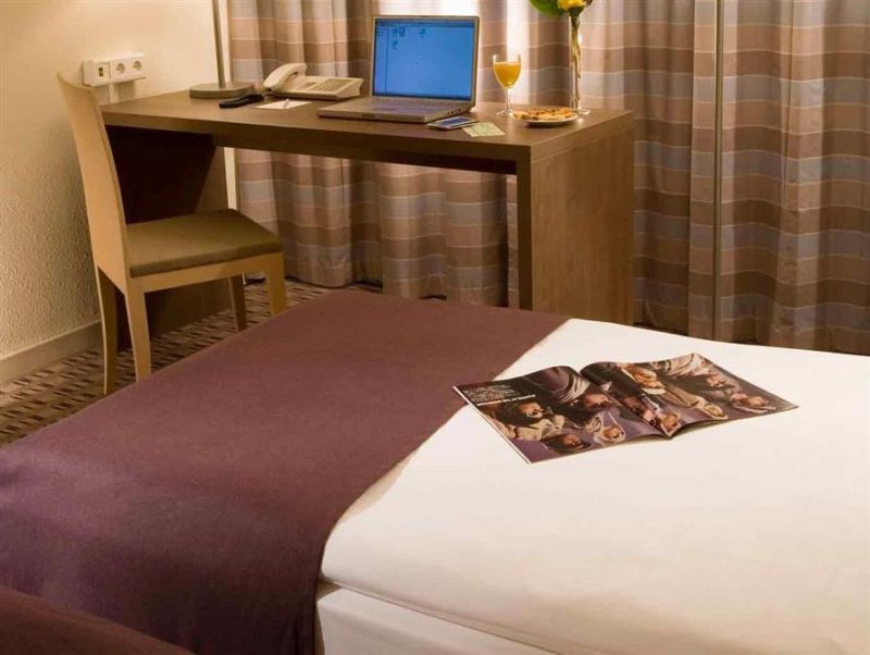Mercure Hotel Eschborn Ost 4*
