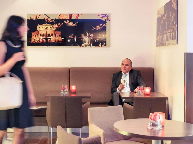 Mercure Hotel Eschborn Ost 4*