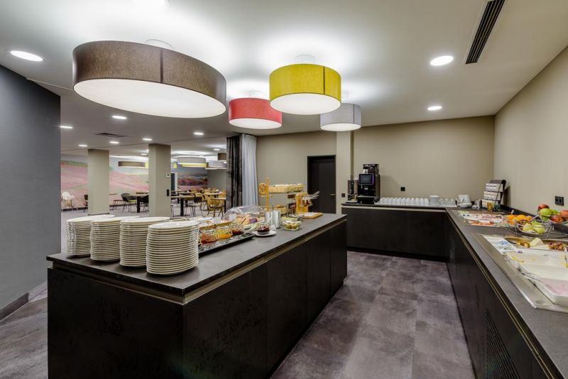 Mercure Stuttgart Zuffenhausen 3*