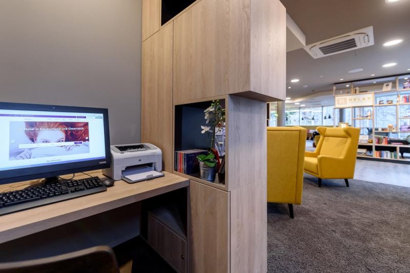 Mercure Stuttgart Zuffenhausen 3*