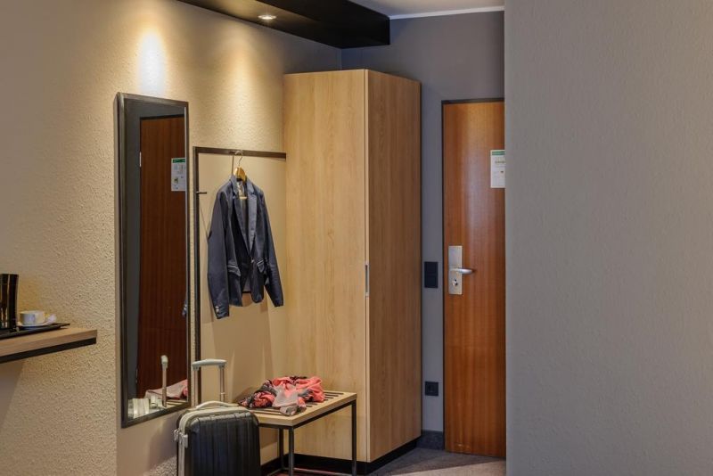Mercure Stuttgart Zuffenhausen 3*