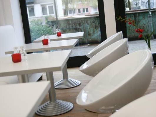 Metropolitan Hotel 3*
