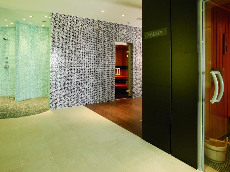 Nh Stuttgart Airport 4*