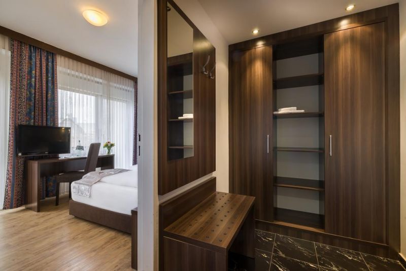 Novum Continental Frankfurt 3*