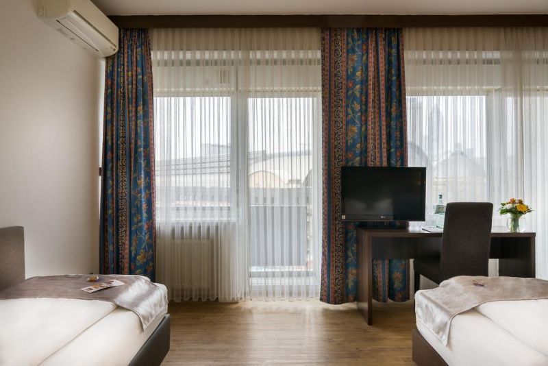 Novum Continental Frankfurt 3*