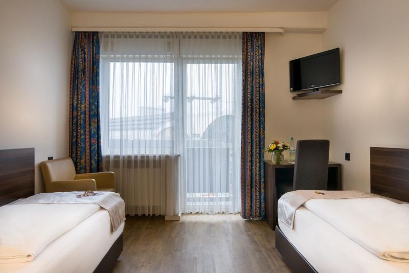 Novum Continental Frankfurt 3*