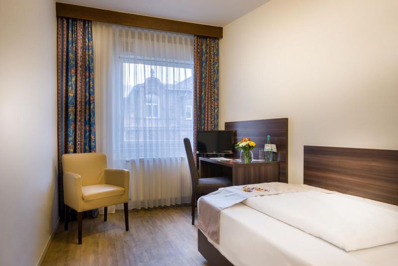 Novum Continental Frankfurt 3*