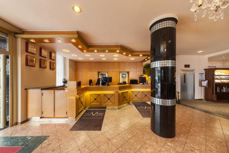 Novum Excelsior Dusseldorf 3*