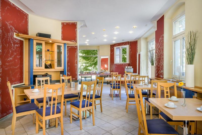 Novum Hotel Am Bonhoefferplatz 3*