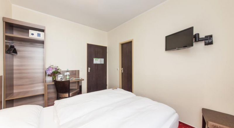 Novum Leonet Koln 3*