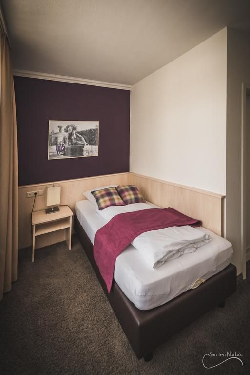 Societe Boutique 3*
